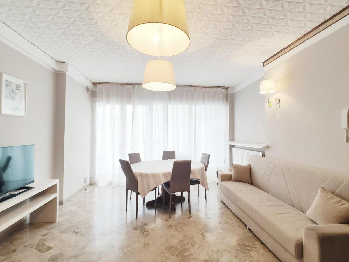 Lcc - Centralissimo - 100 Mt Da Piazza Mazzini - 50 Mt Dal Mare - Immobil Relax Appartamento Lido di Jesolo