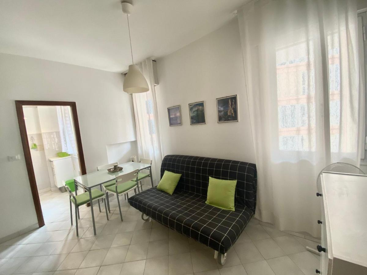 Appartamento Lcc - Centralissimo - 100 Mt Da Piazza Mazzini - 50 Mt Dal Mare - Immobil Relax *