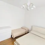 Lcc - Centralissimo - 100 Mt Da Piazza Mazzini - 50 Mt Dal Mare - Immobil Relax Apartment Lido di Jesolo