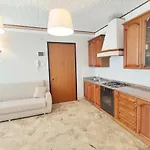 Apartment Lcc - Centralissimo - 100 Mt Da Piazza Mazzini - 50 Mt Dal Mare - Immobil Relax *