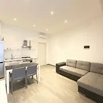 Lcc - Centralissimo - 100 Mt Da Piazza Mazzini - 50 Mt Dal Mare - Immobil Relax Apartment Lido di Jesolo