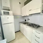 Lcc - Centralissimo - 100 Mt Da Piazza Mazzini - 50 Mt Dal Mare - Immobil Relax Apartment